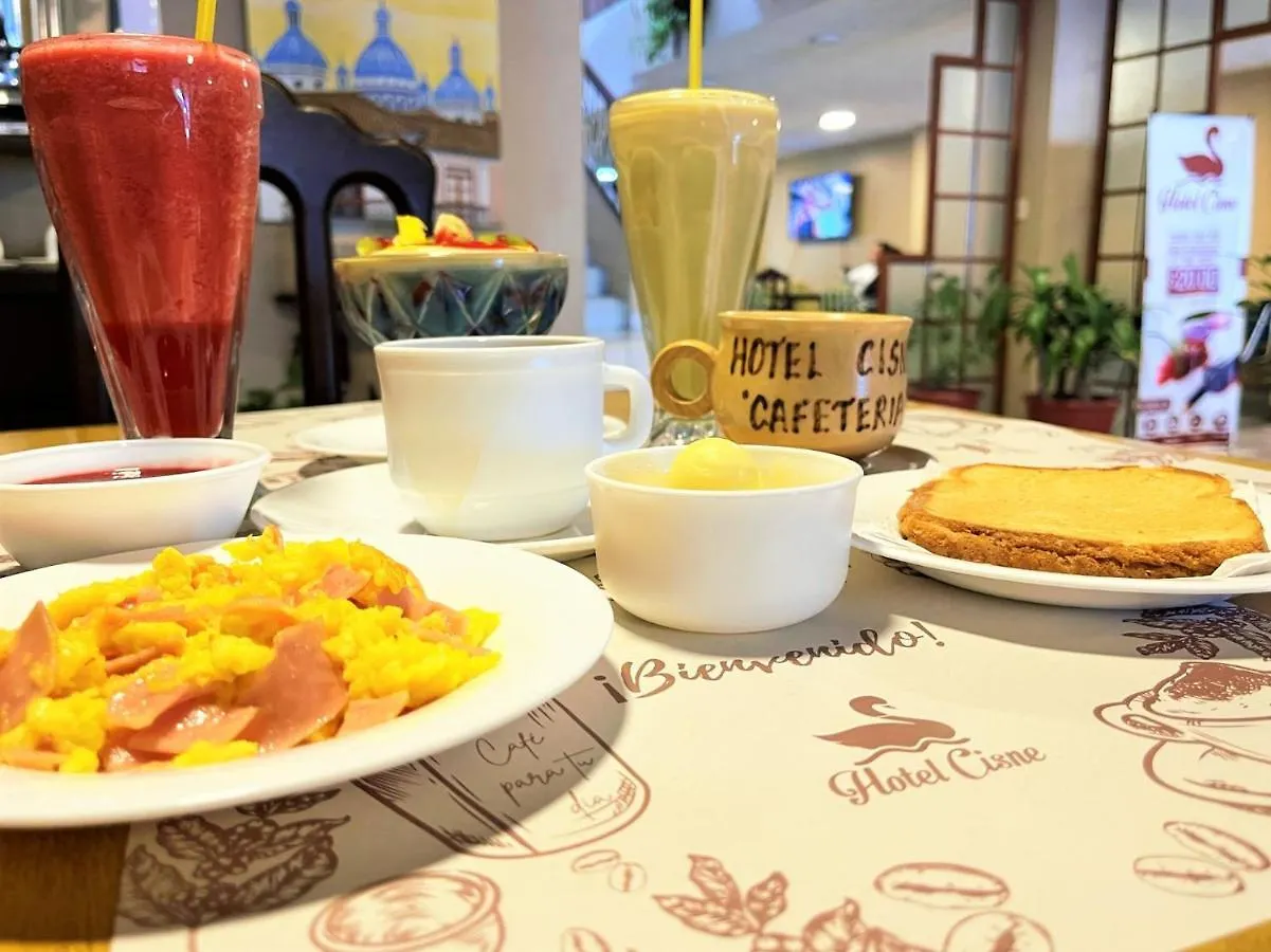 Hotel Cisne كوينكا