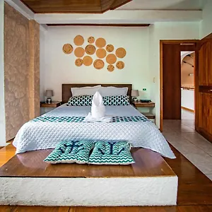 https://hotel-ninfa.puertoayorahotels.com